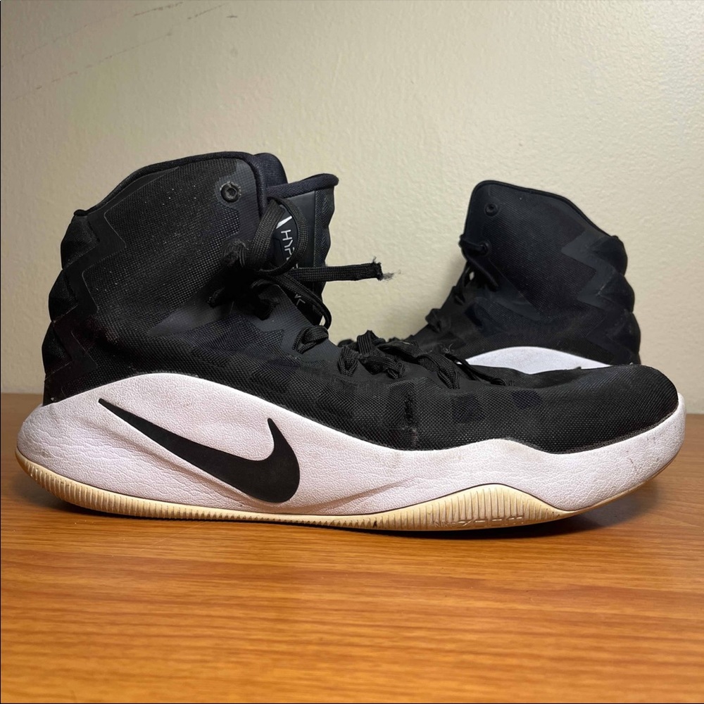 Nike Hyperdunk 2016